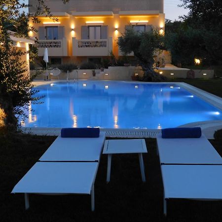 Orea Superior Rooms Kypseli Exterior photo