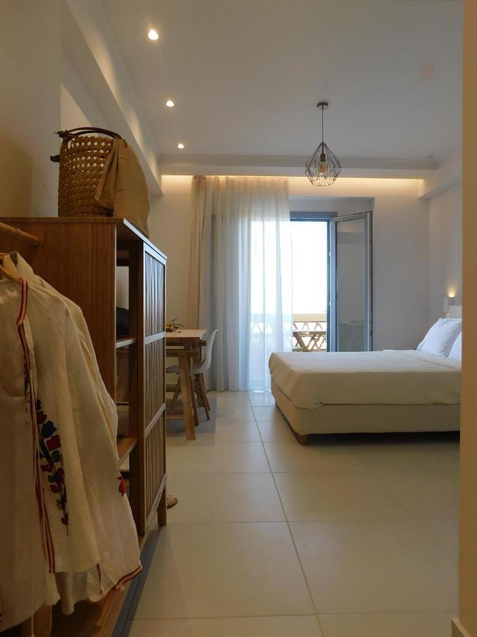 Orea Superior Rooms Kypseli Exterior photo